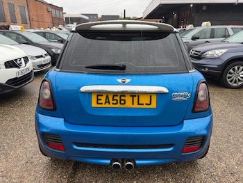 Used MINI Hatch 2006 for sale - 76142493: Photo 2