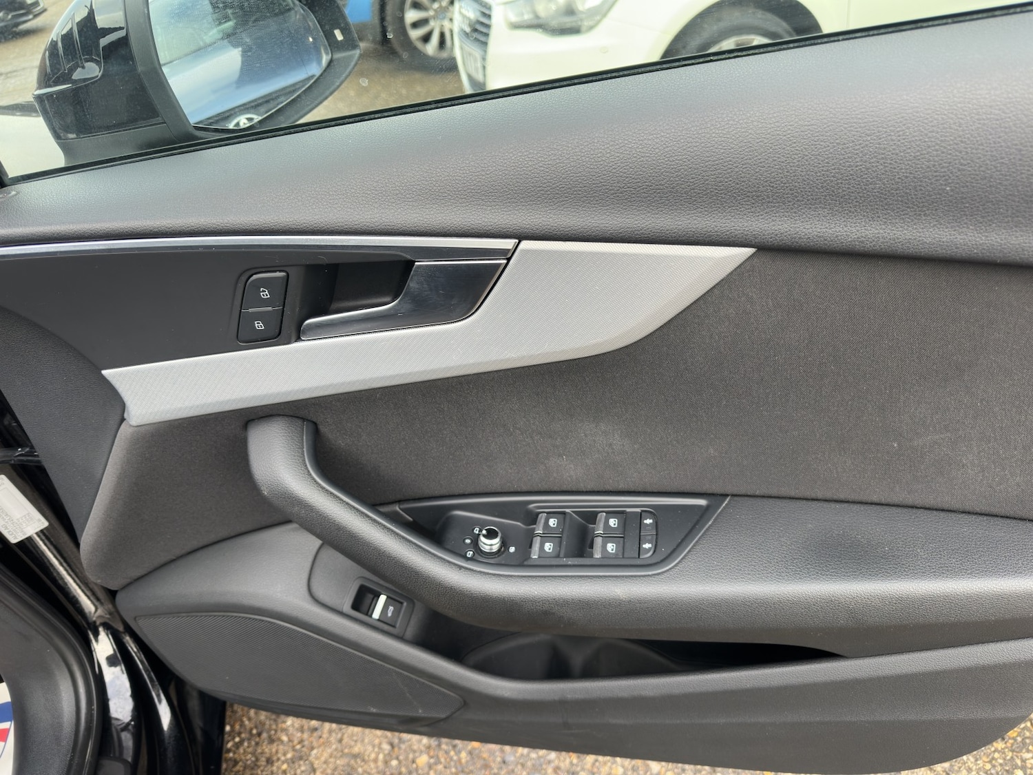 Used Audi A4 Avant 2017 for sale - 77357370: Photo 9