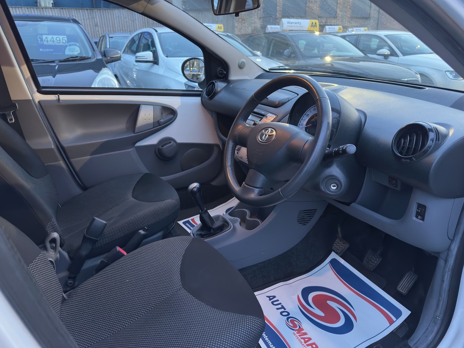 Used Toyota AYGO 2012 for sale - 77357352: Photo 10