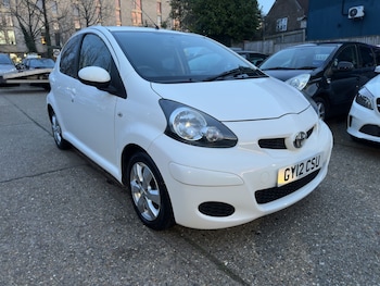Used Toyota AYGO 2012 for sale - 77357352: Photo