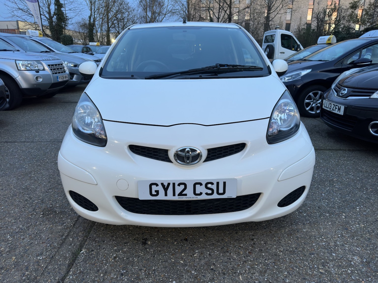 Used Toyota AYGO 2012 for sale - 77357352: Photo 2