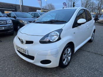 Used Toyota AYGO 2012 for sale - 77357352: Photo