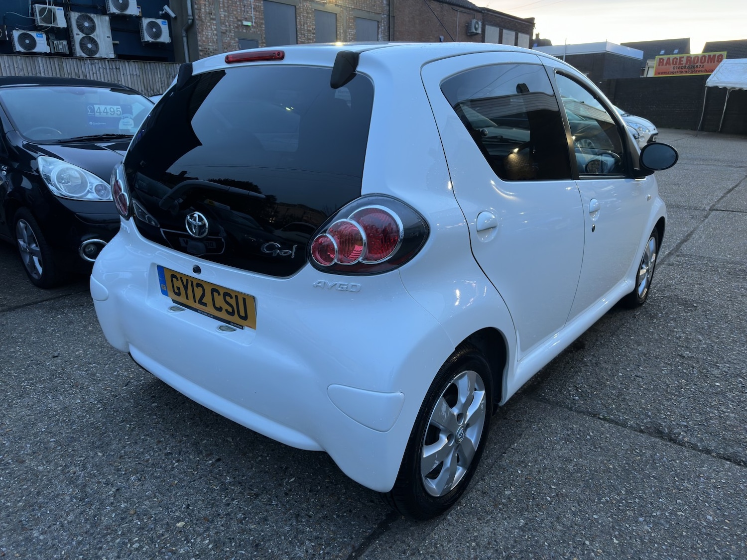 Used Toyota AYGO 2012 for sale - 77357352: Photo 7