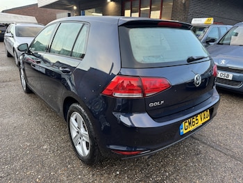 Used Volkswagen Golf 2016 for sale - 76712686: Photo