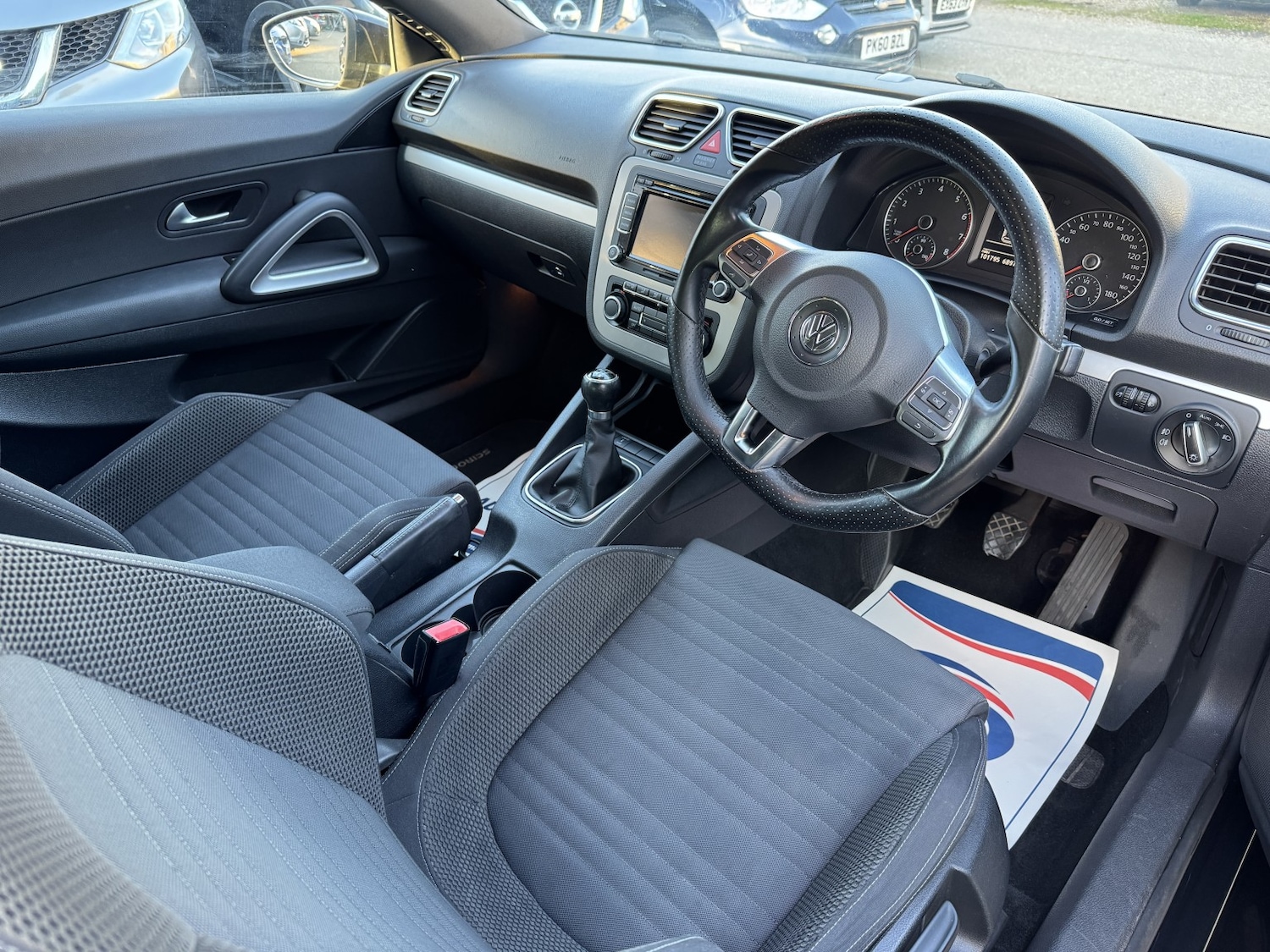 Used Volkswagen Scirocco 2011 for sale - 78038987: Photo 10