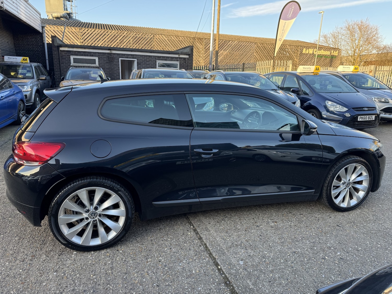 Used Volkswagen Scirocco 2011 for sale - 78038987: Photo 9