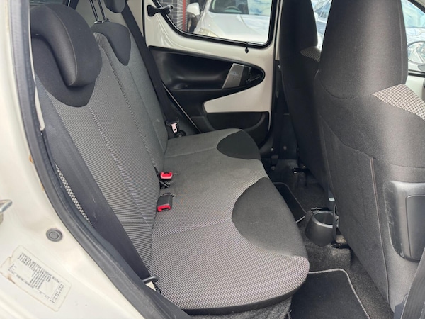 Used Toyota AYGO 2013 for sale - 75244873: Photo 10
