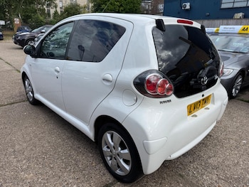 Used Toyota AYGO 2013 for sale - 75244873: Photo