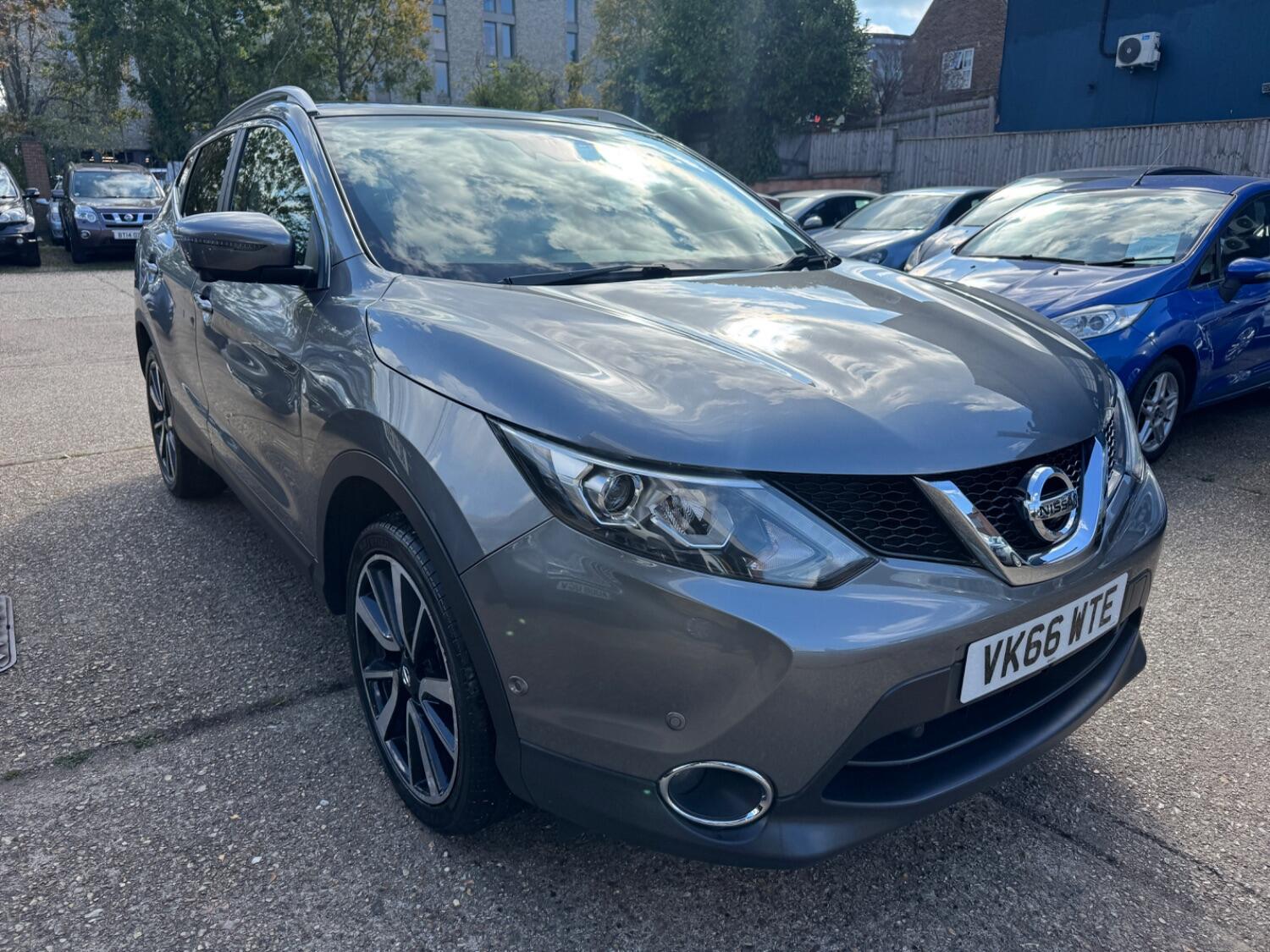 Used Nissan Qashqai 2016 for sale - 76093788: Photo 1