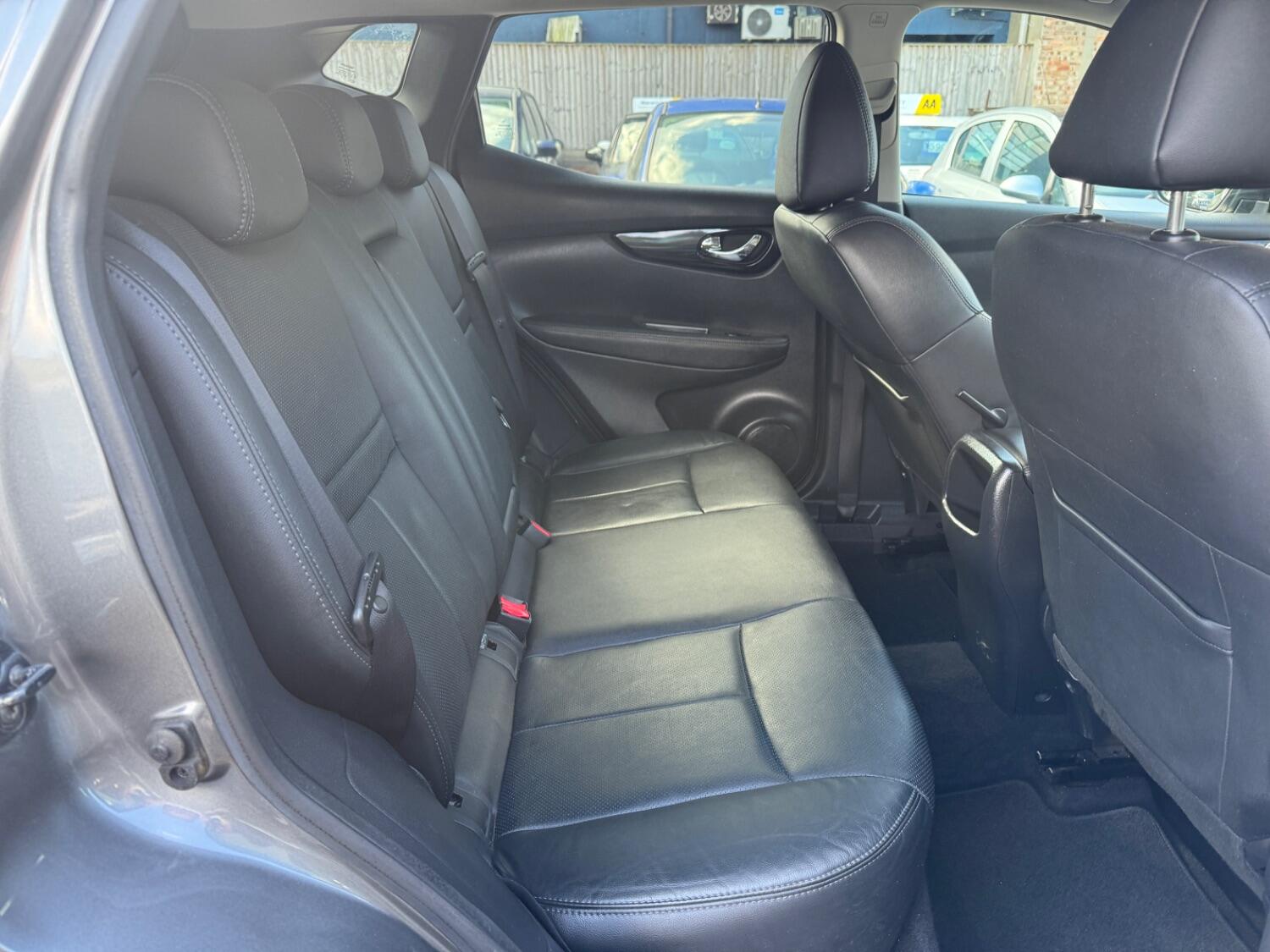 Used Nissan Qashqai 2016 for sale - 76093788: Photo 11