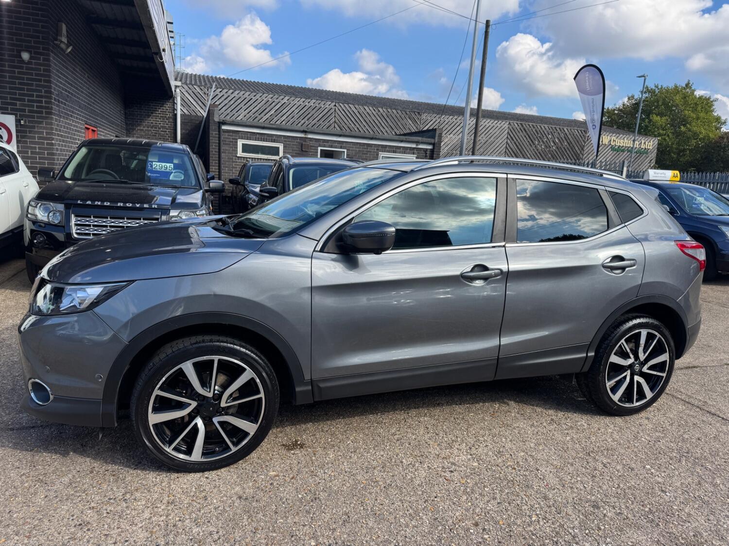 Used Nissan Qashqai 2016 for sale - 76093788: Photo 4
