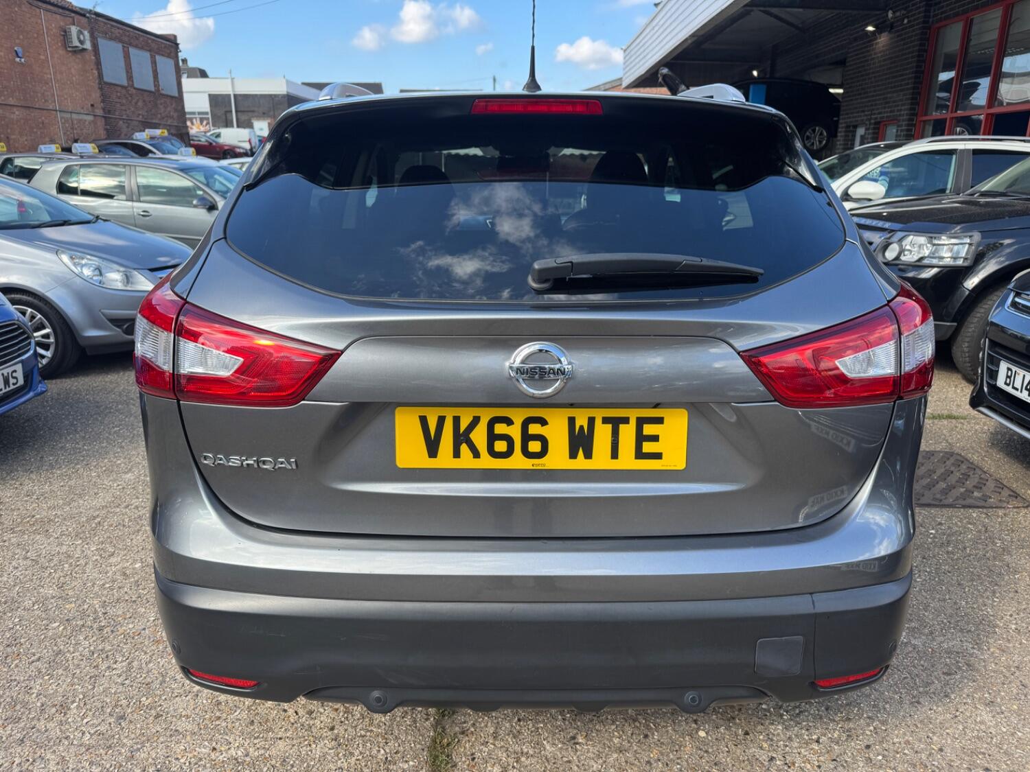 Used Nissan Qashqai 2016 for sale - 76093788: Photo 6