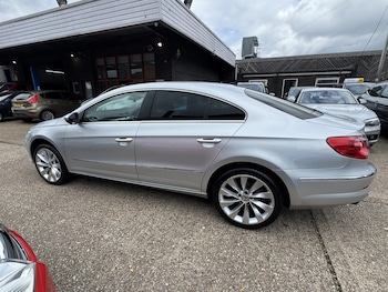 Used Volkswagen Passat 2011 for sale - 78932332: Photo