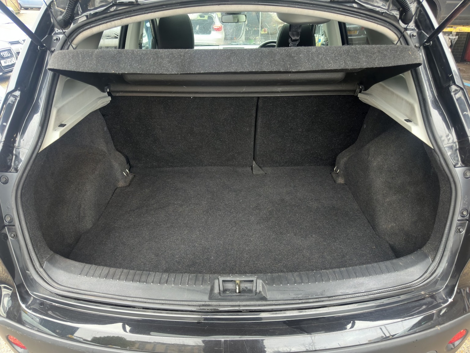 Used Nissan Qashqai 2012 for sale - 77342676: Photo 15