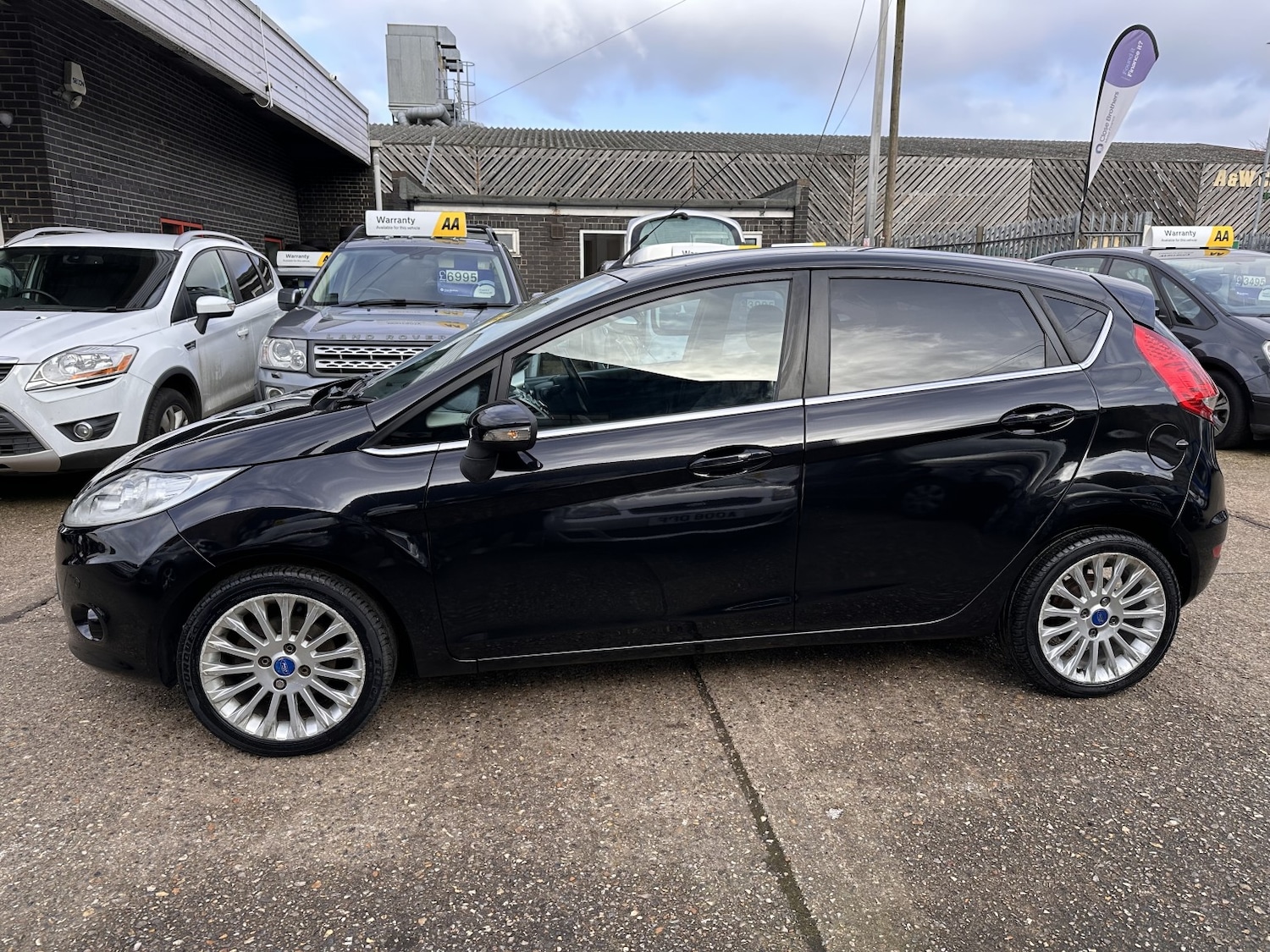 Used Ford Fiesta 2012 for sale - 77431400: Photo 4