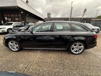 Used Audi A4 Avant 2015 for sale - 79672786: Photo