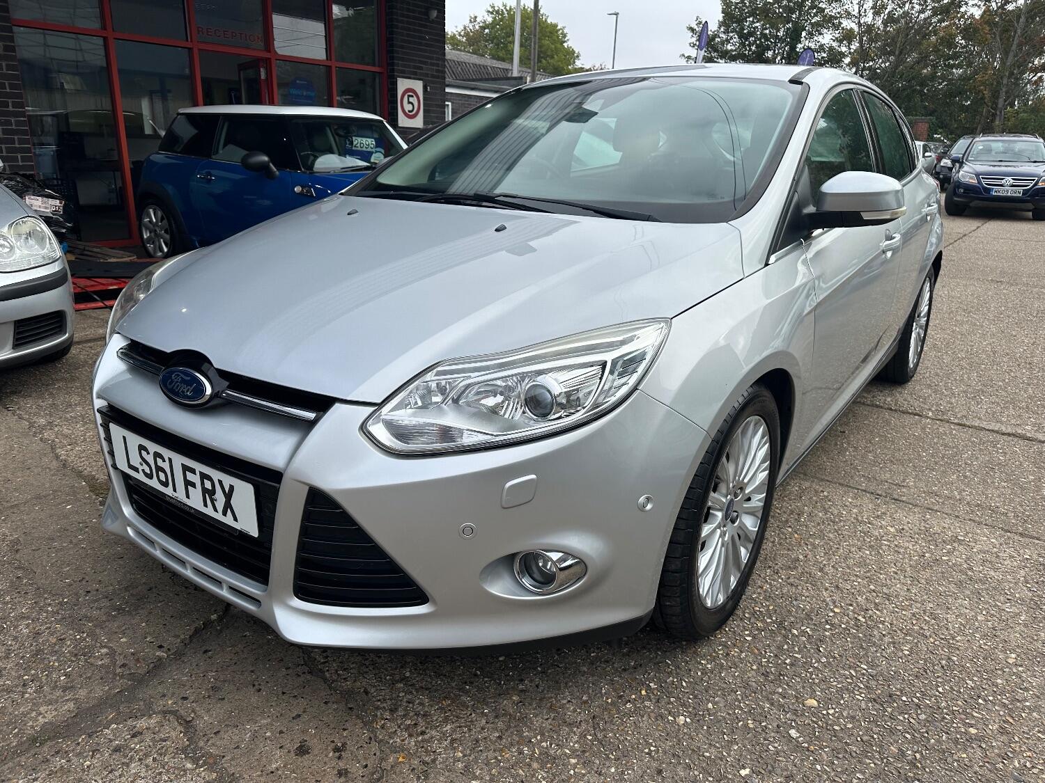 Used Ford Focus 2011 for sale - 76225263: Photo 3