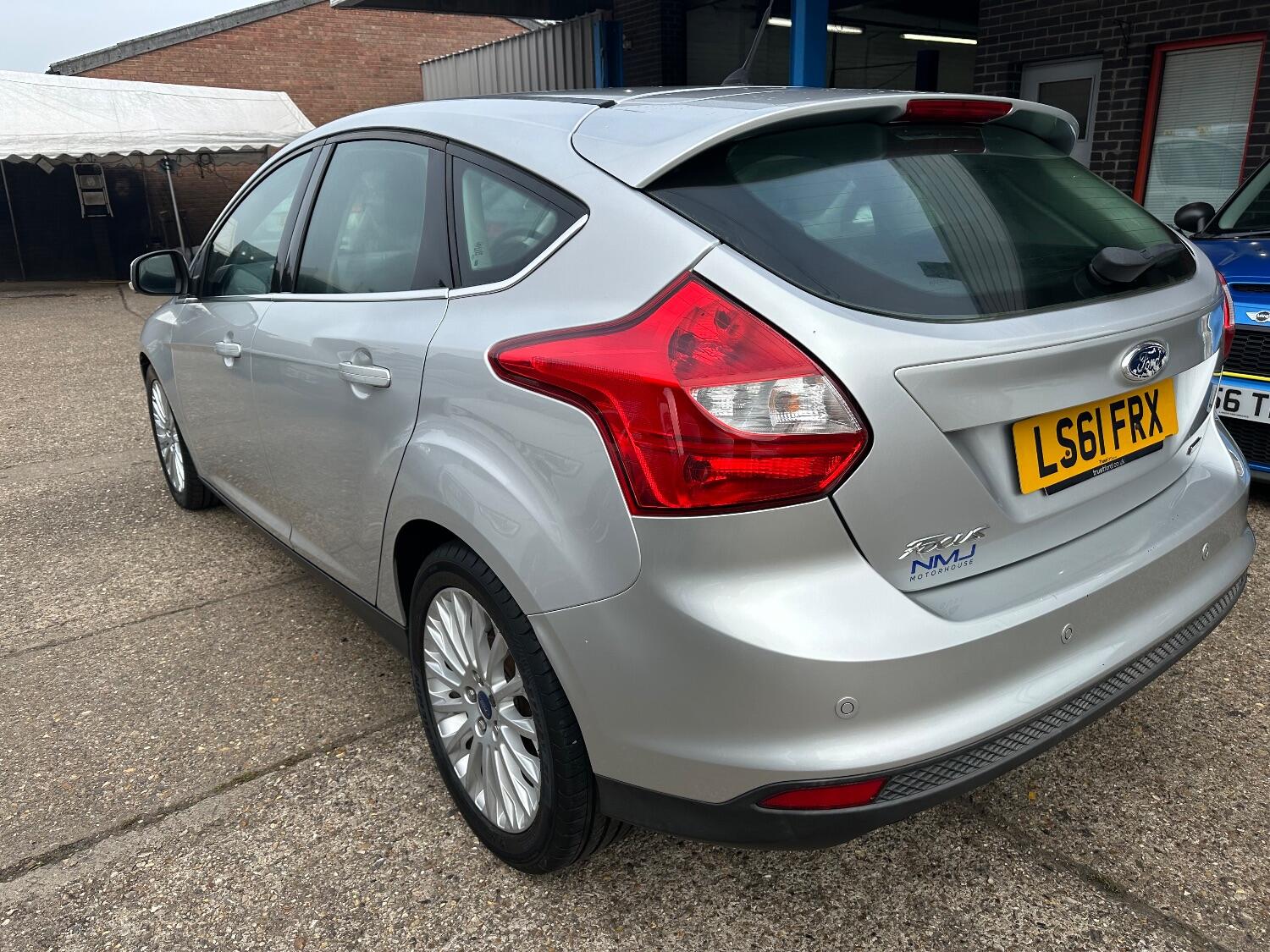 Used Ford Focus 2011 for sale - 76225263: Photo 5