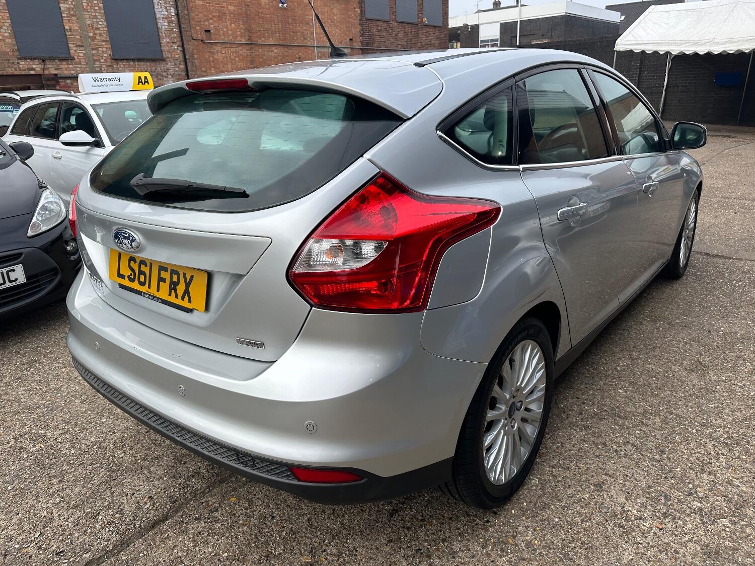 Used Ford Focus 2011 for sale - 76225263: Photo 7