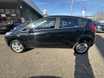 Used Ford Fiesta 2013 for sale - 77938126: Photo