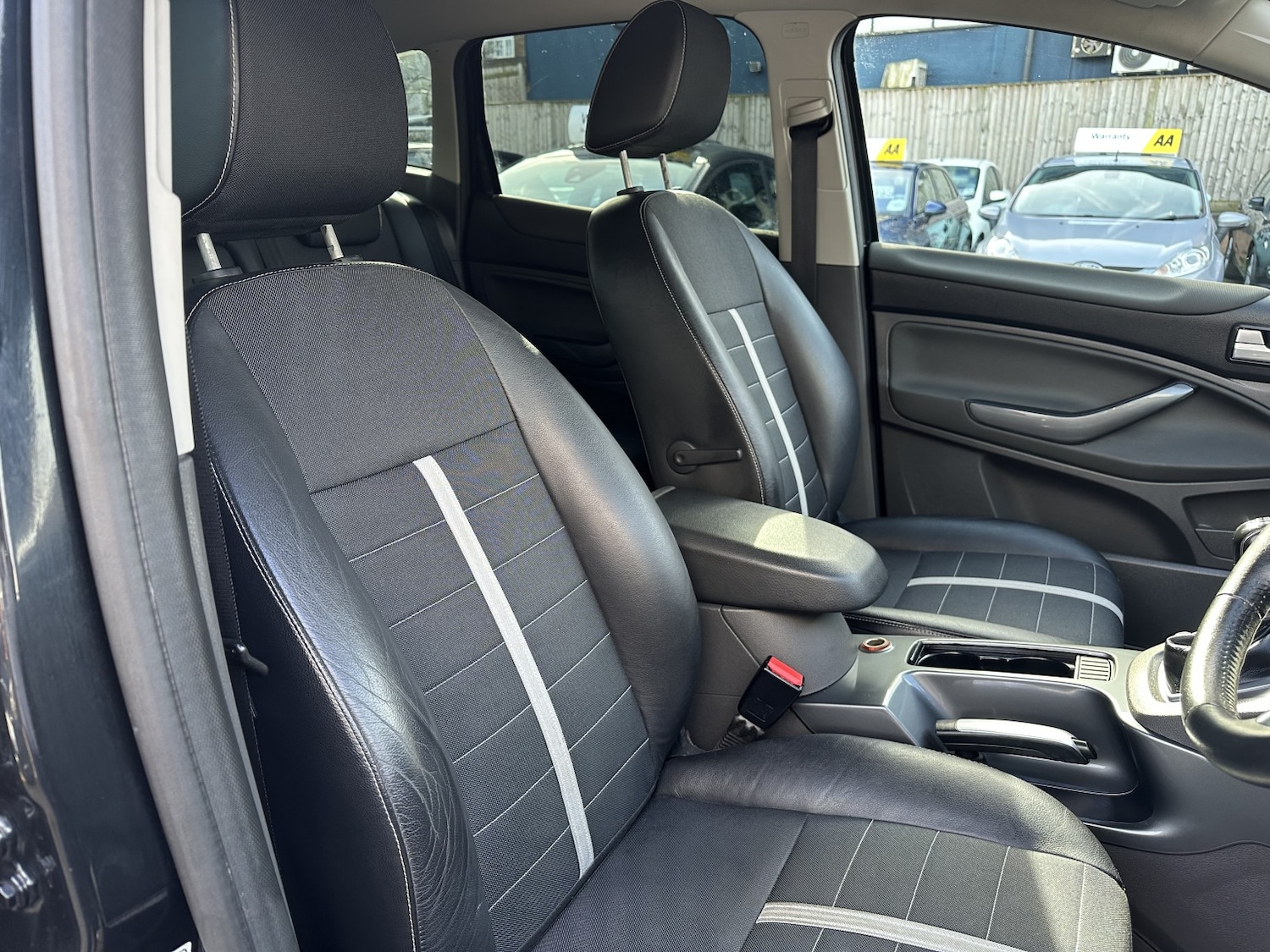 Used Ford Kuga 2011 for sale - 77555123: Photo 12