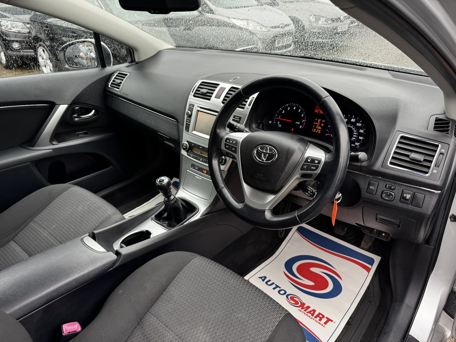 Used Toyota Avensis 2012 for sale - 77535951: Photo 12