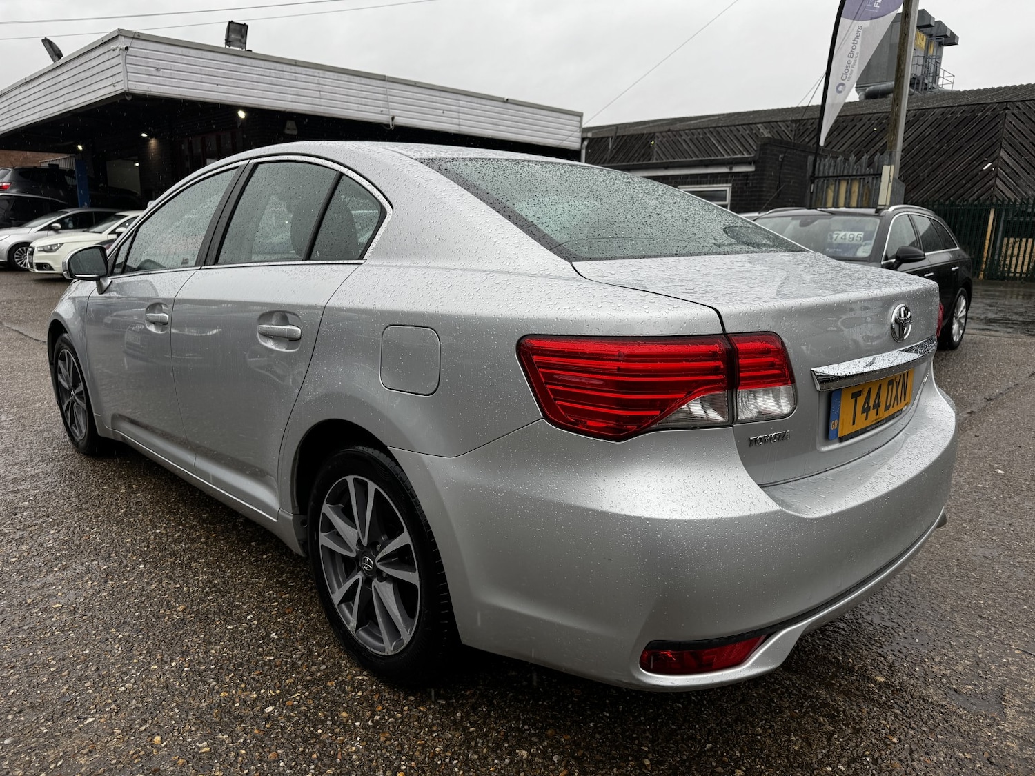 Used Toyota Avensis 2012 for sale - 77535951: Photo 3