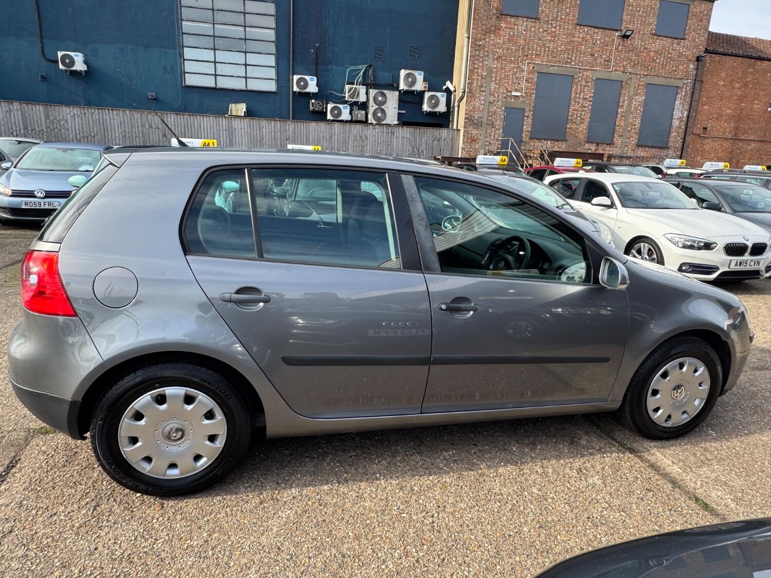 Used Volkswagen Golf 2008 for sale - 76794620: Photo 2