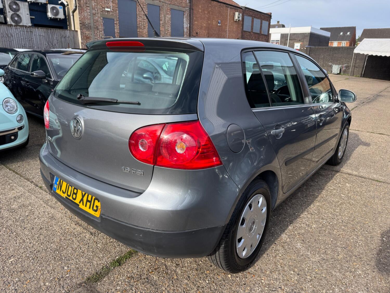 Used Volkswagen Golf 2008 for sale - 76794620: Photo 4