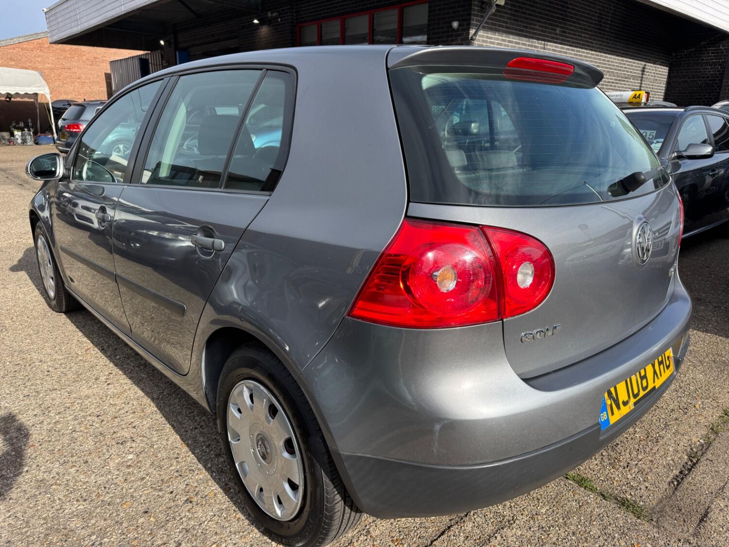 Used Volkswagen Golf 2008 for sale - 76794620: Photo 8