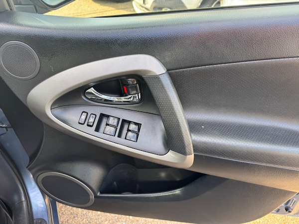 Used Toyota RAV4 2006 for sale - 75453507: Photo 11