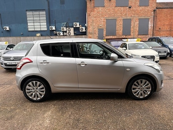 Used Suzuki Swift 2012 for sale - 77264349: Photo