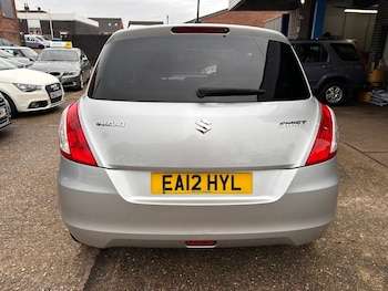 Used Suzuki Swift 2012 for sale - 77264349: Photo