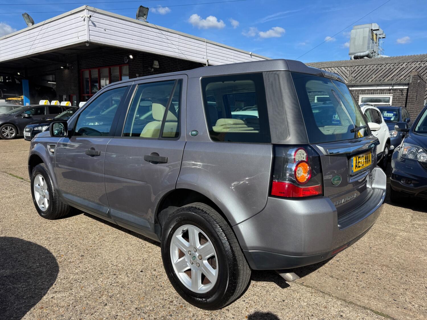 Used Land Rover Freelander 2013 for sale - 77464758: Photo 6