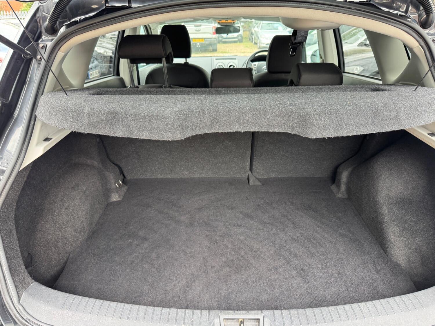 Used Nissan Qashqai 2011 for sale - 76594624: Photo 11