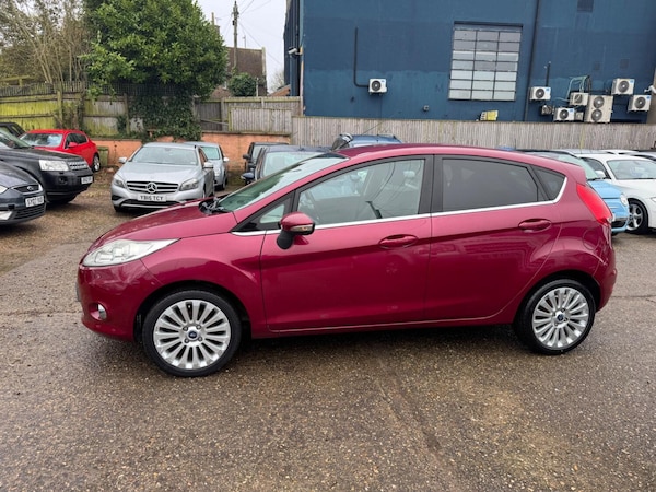 Used Ford Fiesta 2009 for sale - 73414879: Photo 4