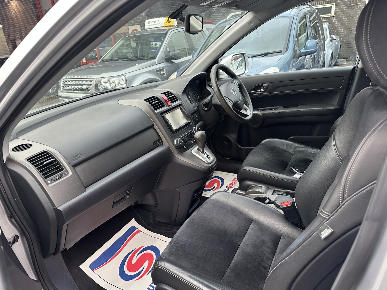 Used Honda CR-V 2010 for sale - 76848671: Photo 12