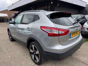Used Nissan Qashqai 2016 for sale - 74858899: Photo