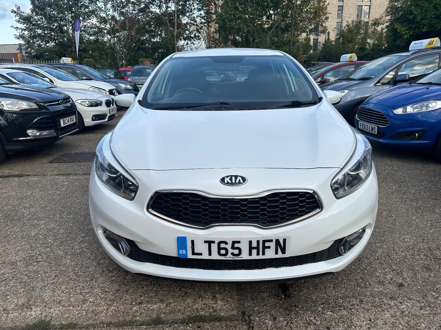 Used Kia Ceed 2015 for sale - 75962720: Photo 2