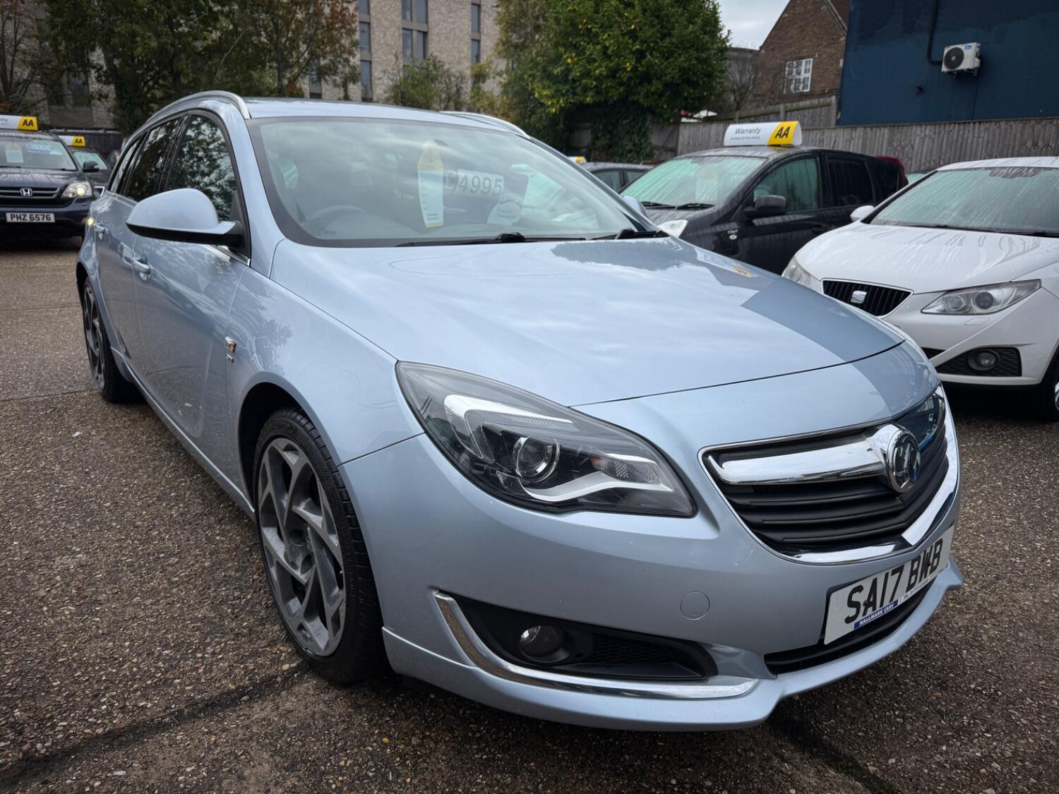 Used Vauxhall Insignia 2017 for sale - 76120259: Photo 1
