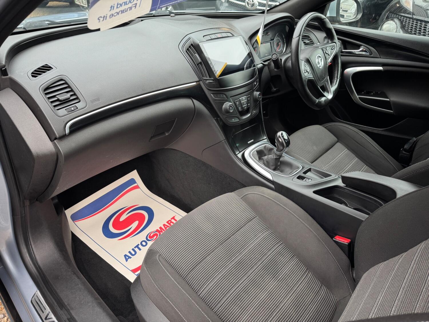 Used Vauxhall Insignia 2017 for sale - 76120259: Photo 13