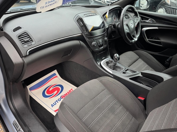 Used Vauxhall Insignia 2017 for sale - 76120259: Photo 13