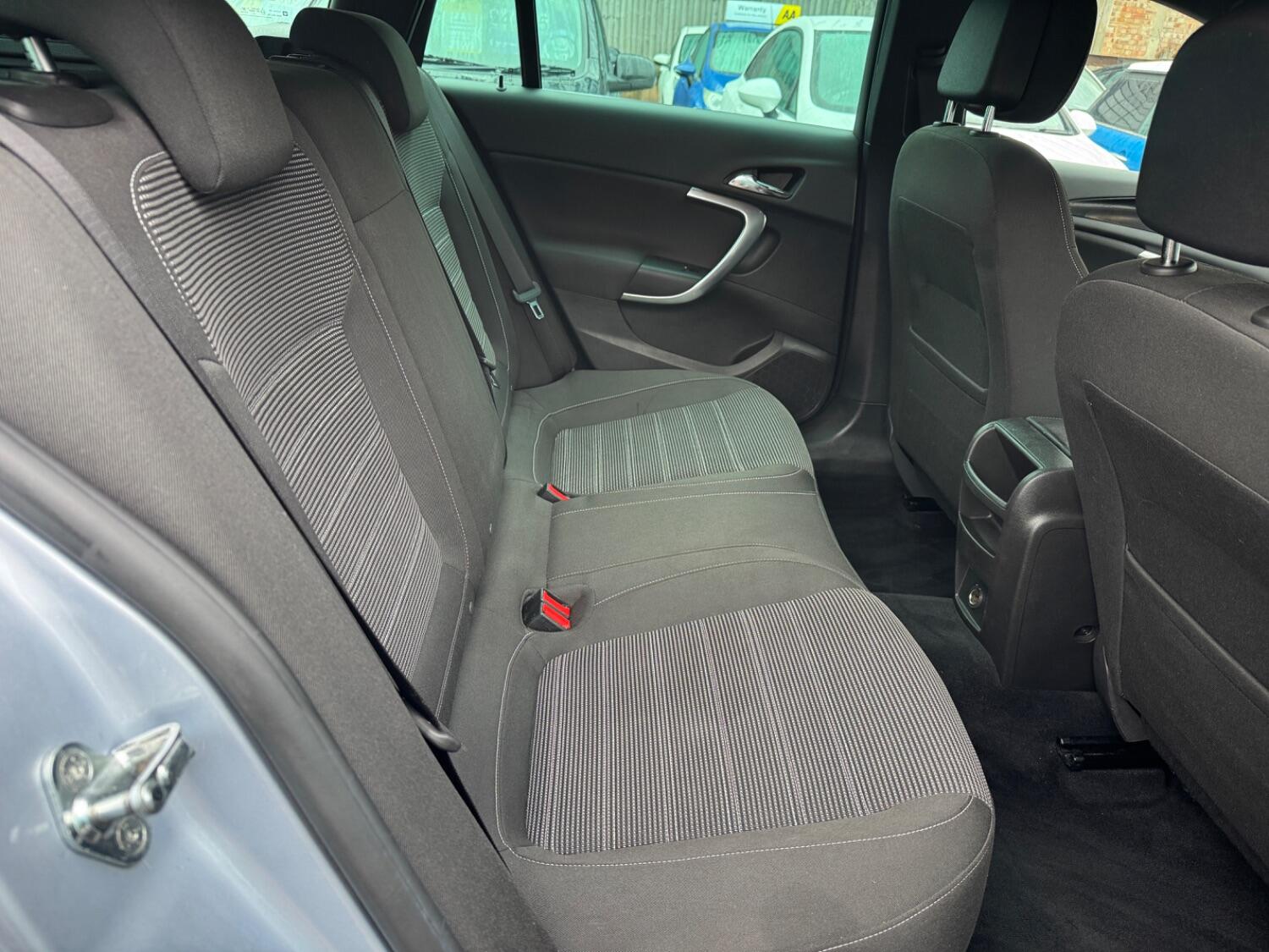 Used Vauxhall Insignia 2017 for sale - 76120259: Photo 14