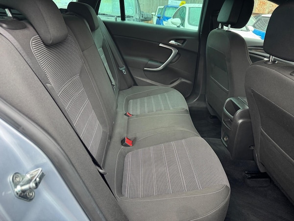 Used Vauxhall Insignia 2017 for sale - 76120259: Photo 14