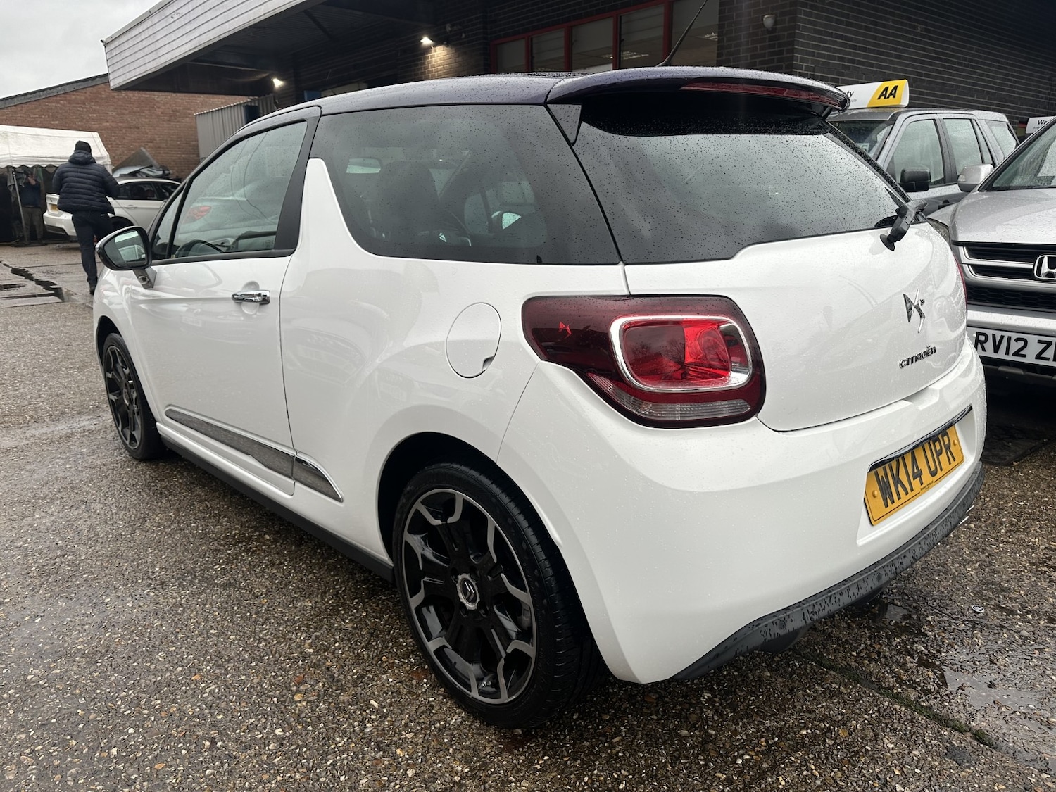 Used Citroen DS3 2014 for sale - 76751808: Photo 5