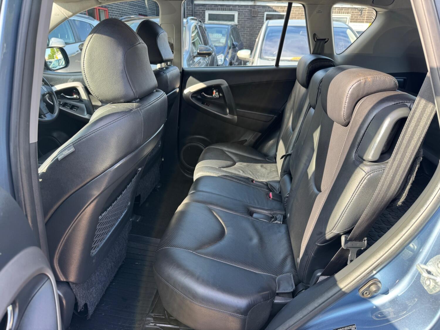 Used Toyota RAV4 2006 for sale - 76794625: Photo 10