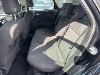 Used Ford Focus 2014 for sale - 78345954: Photo