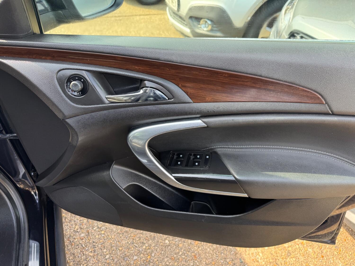 Used Vauxhall Insignia 2009 for sale - 77264379: Photo 10