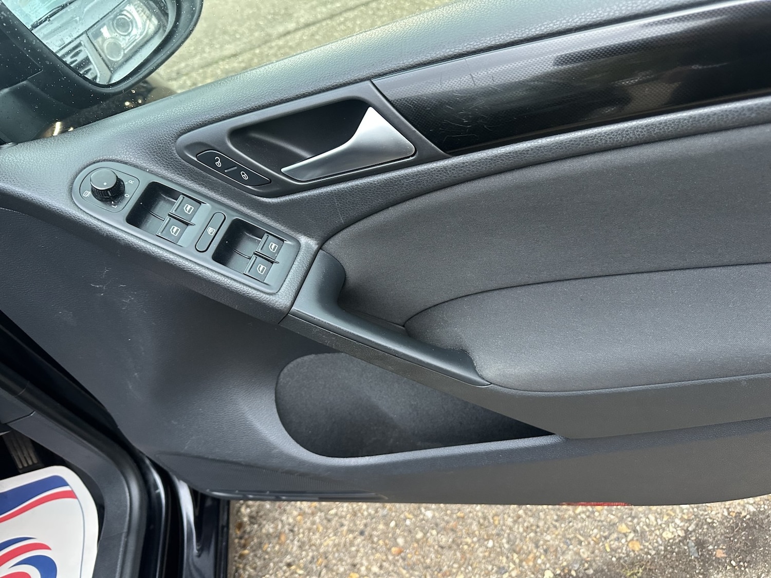 Used Volkswagen Golf 2010 for sale - 76687283: Photo 9