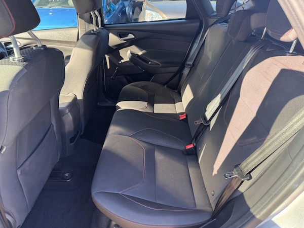 Used Ford Focus 2017 for sale - 74813637: Photo 12
